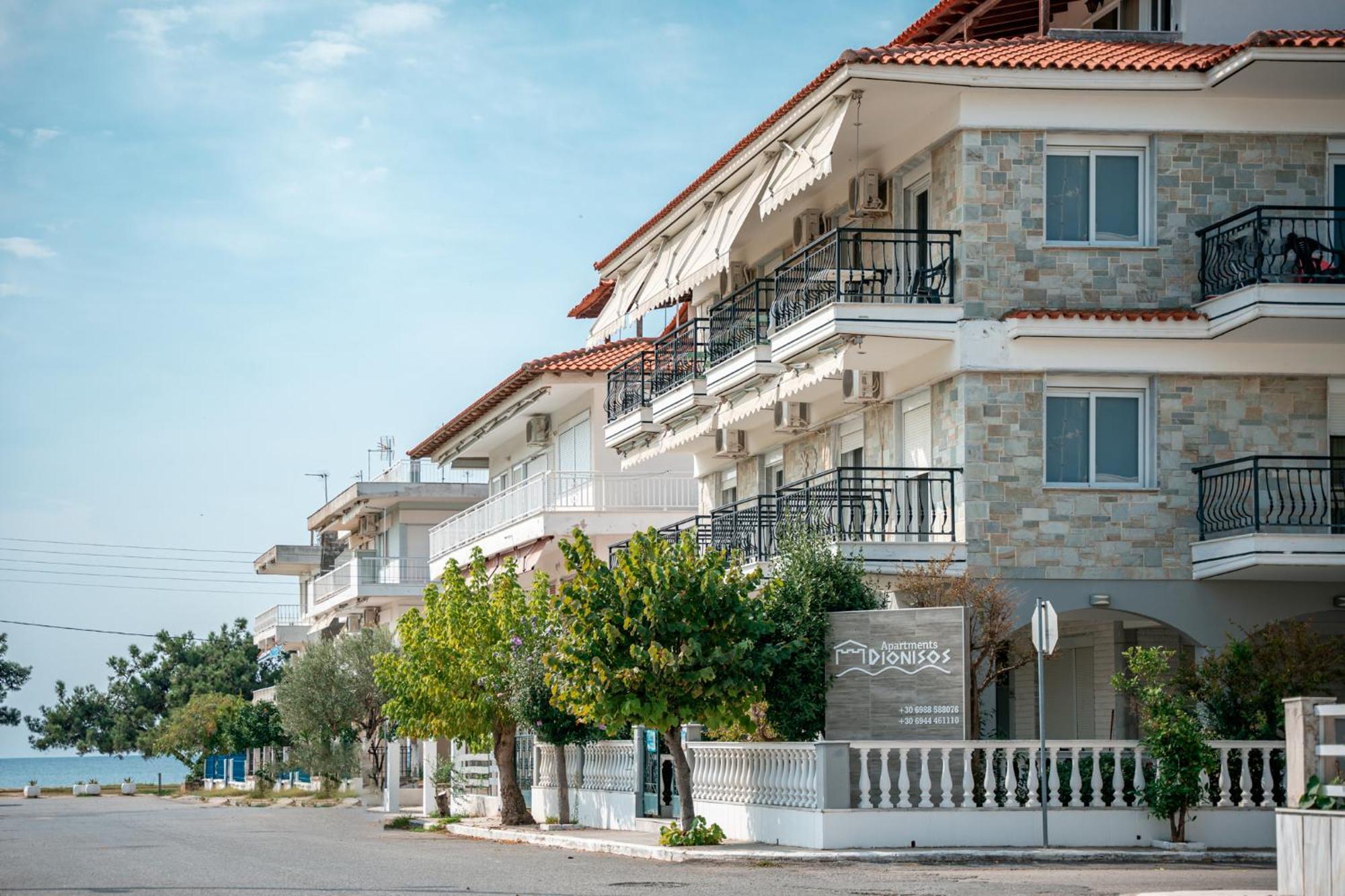 Dionisos Apartments Paralia Dionysiou Exterior foto